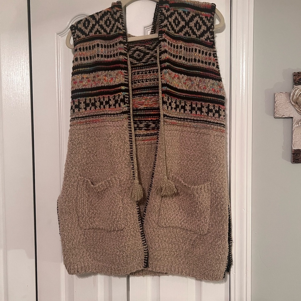 Boutique-Boho Hoodie Sweater Vest With Tassels